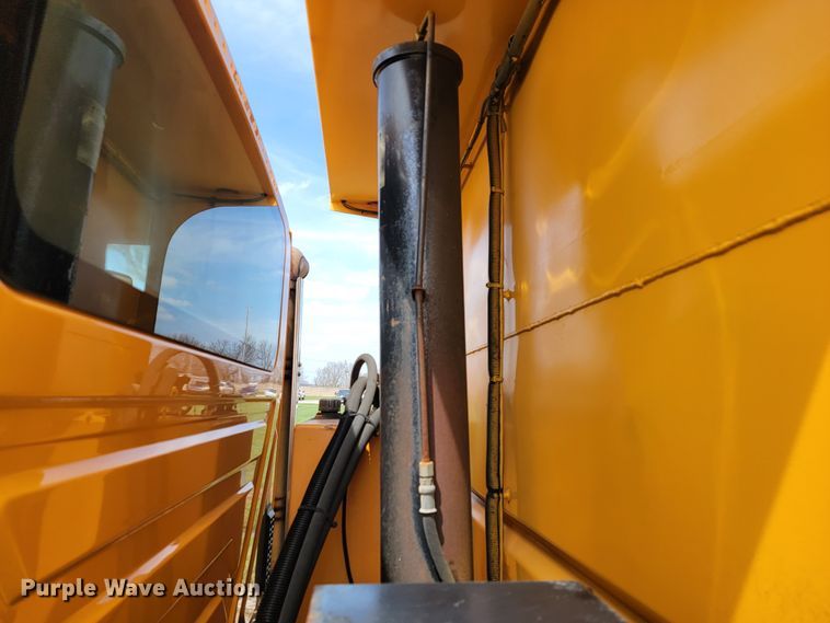 image for item JL9647 2009 International WorkStar 7500  dump truck