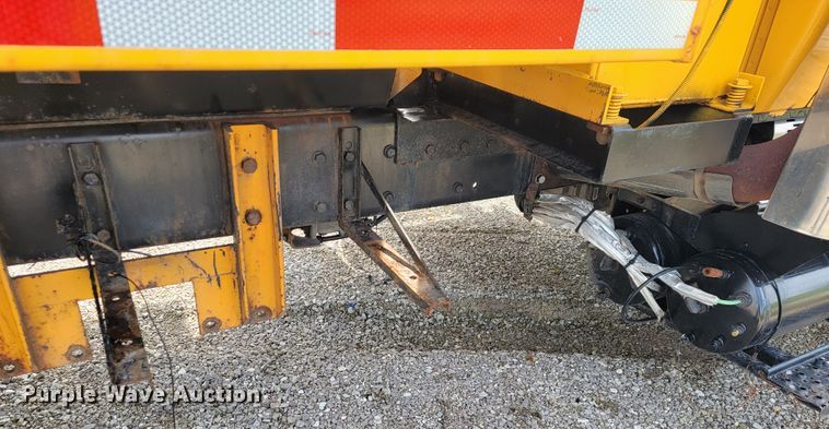 image for item JL9647 2009 International WorkStar 7500  dump truck