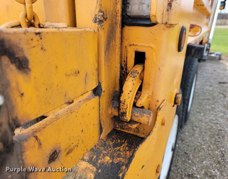 image for item JL9647 2009 International WorkStar 7500  dump truck