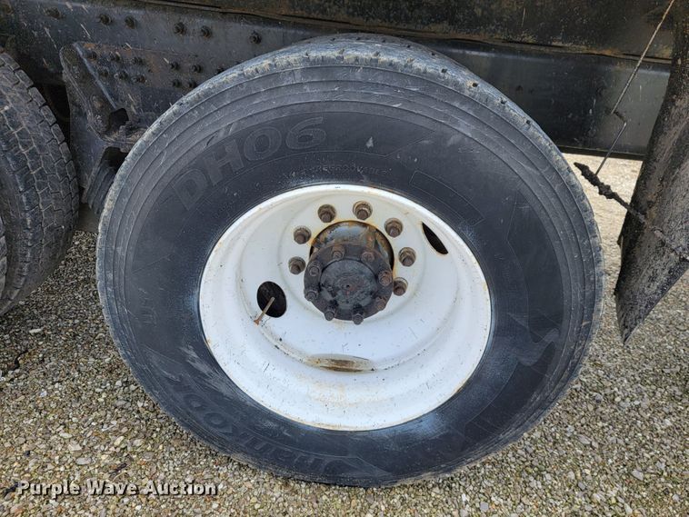 image for item JL9647 2009 International WorkStar 7500  dump truck