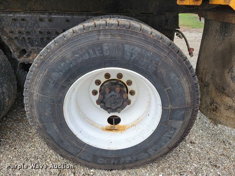 image for item JL9647 2009 International WorkStar 7500  dump truck