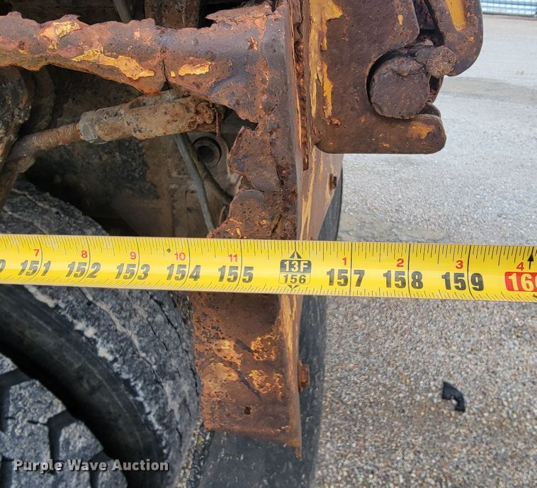 image for item JL9658 1988 International F1954  dump truck