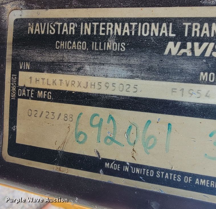 image for item JL9658 1988 International F1954  dump truck