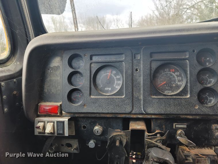 image for item JL9659 1988 International F1954  dump truck