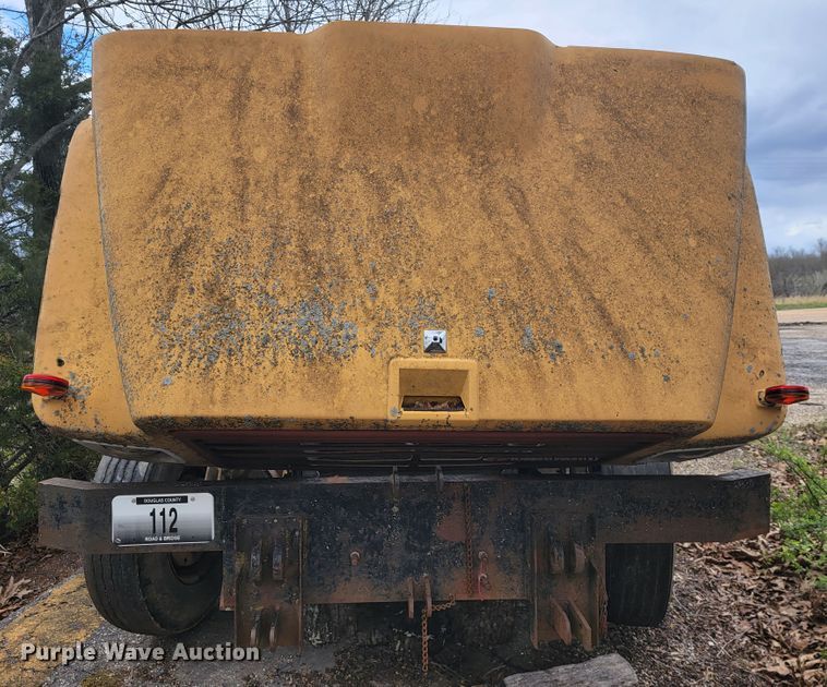 image for item JL9659 1988 International F1954  dump truck