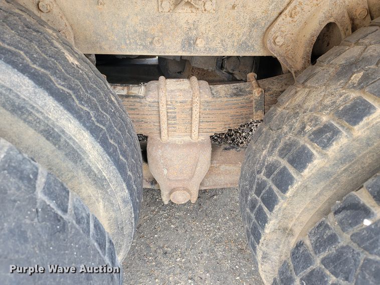 image for item JL9659 1988 International F1954  dump truck