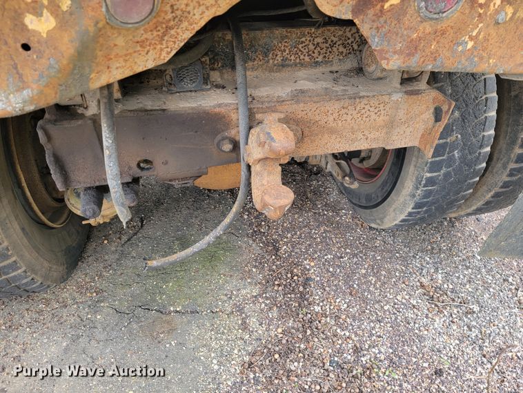 image for item JL9659 1988 International F1954  dump truck