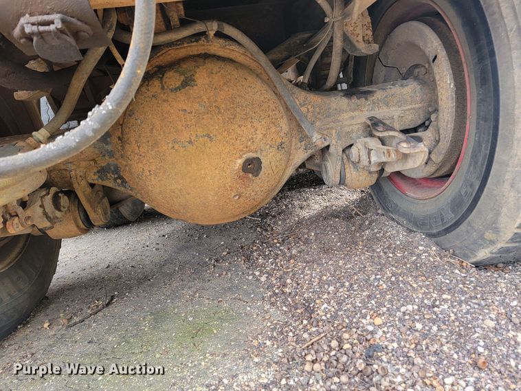 image for item JL9659 1988 International F1954  dump truck