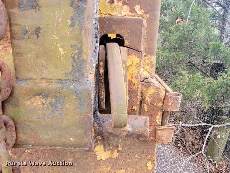 image for item JL9659 1988 International F1954  dump truck