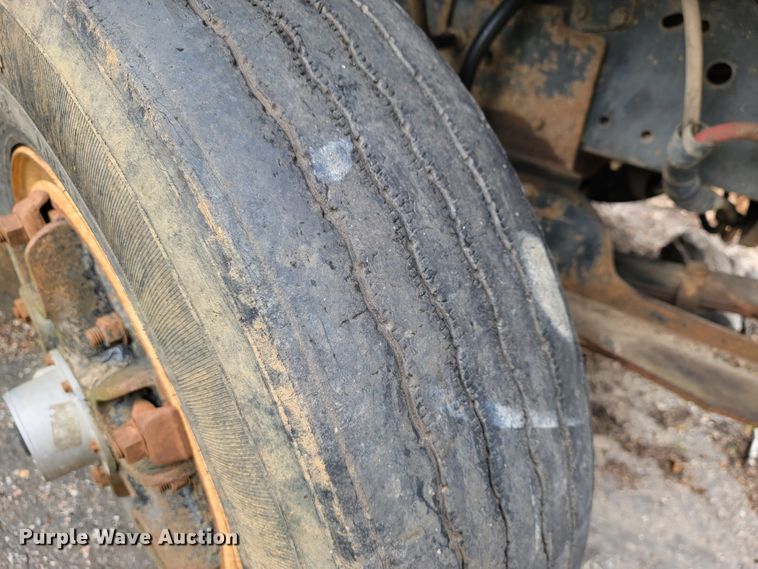 image for item JL9659 1988 International F1954  dump truck