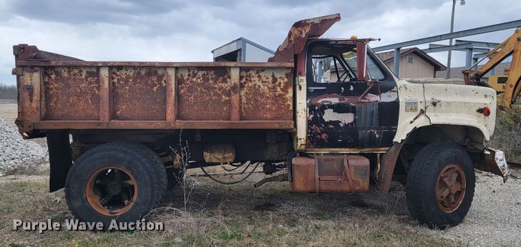 image for item JL9660 1977 Chevrolet C65  dump truck