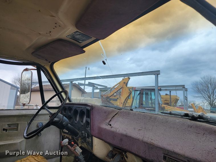 image for item JL9660 1977 Chevrolet C65  dump truck