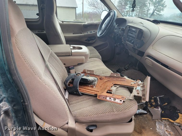 image for item JL9662 1998 Ford F150  SuperCab pickup truck