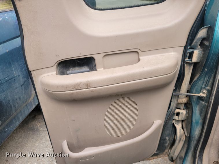 image for item JL9662 1998 Ford F150  SuperCab pickup truck