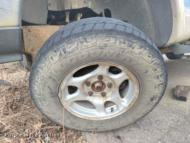 image for item JL9662 1998 Ford F150  SuperCab pickup truck