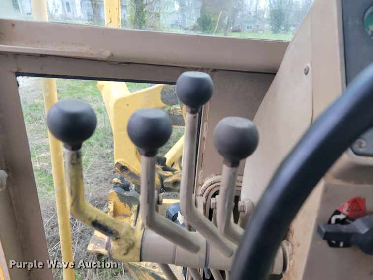 image for item JL9665 1995 John Deere 770BH  motor grader