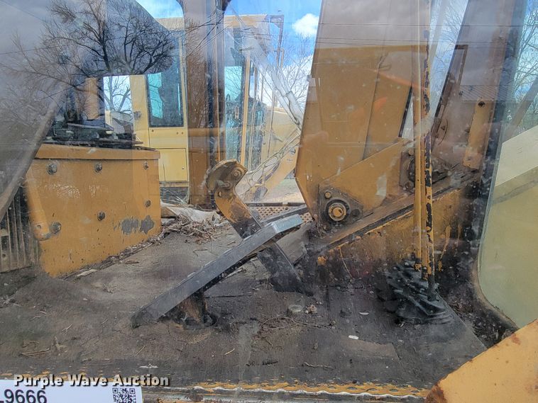 image for item JL9666 Dresser 850  motor grader