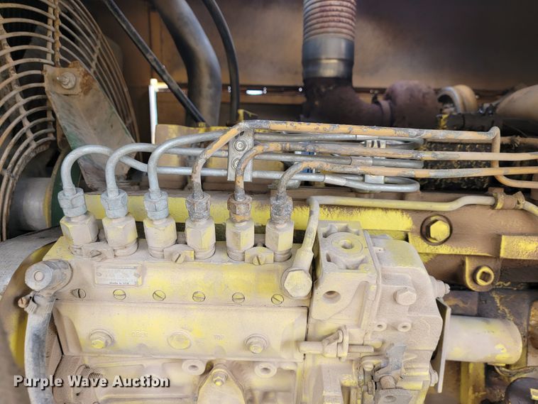 image for item JL9666 Dresser 850  motor grader