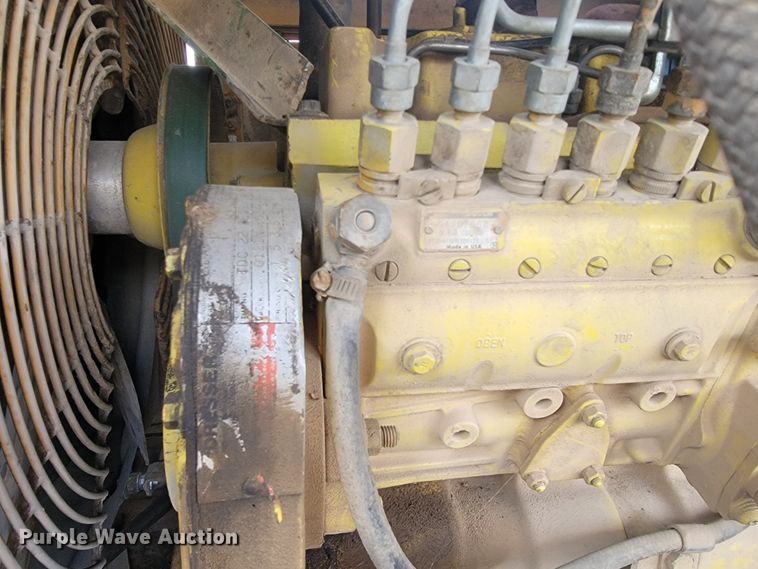 image for item JL9666 Dresser 850  motor grader