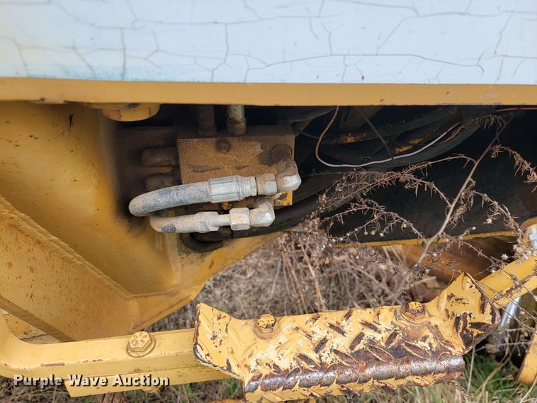 image for item JL9666 Dresser 850  motor grader