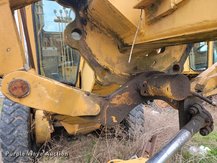 image for item JL9666 Dresser 850  motor grader