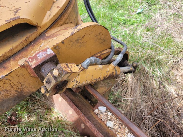 image for item JL9666 Dresser 850  motor grader