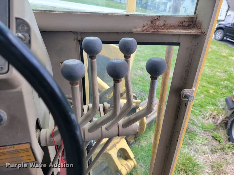 image for item JL9667 1996 John Deere 770BH  motor grader