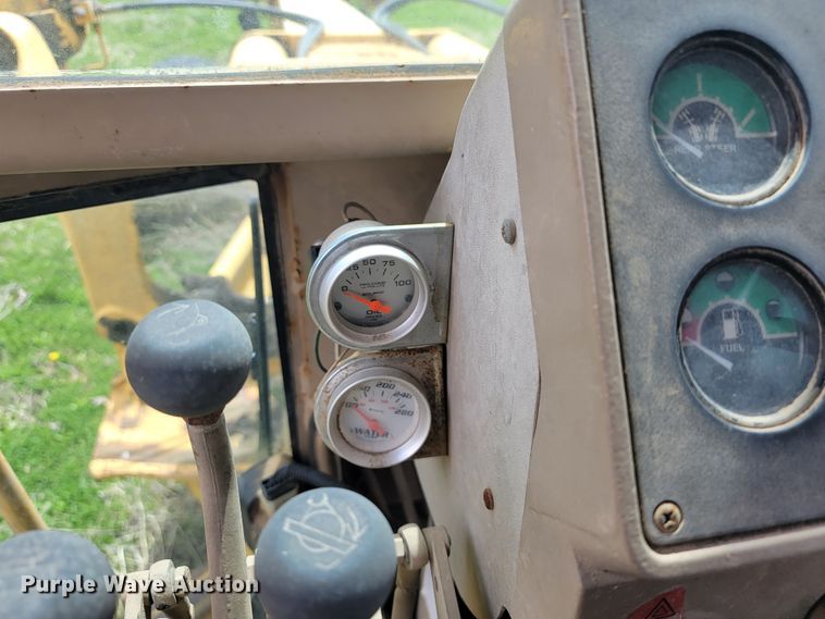 image for item JL9667 1996 John Deere 770BH  motor grader