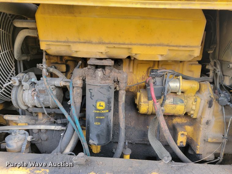 image for item JL9667 1996 John Deere 770BH  motor grader