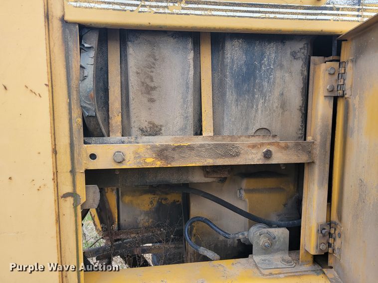 image for item JL9667 1996 John Deere 770BH  motor grader