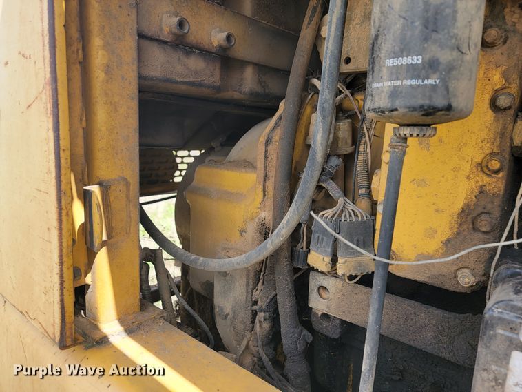 image for item JL9667 1996 John Deere 770BH  motor grader