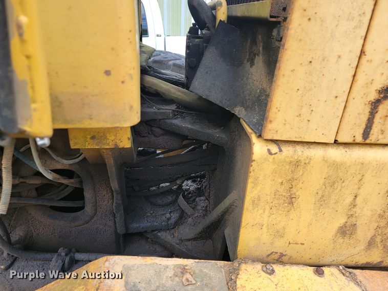 image for item JL9667 1996 John Deere 770BH  motor grader