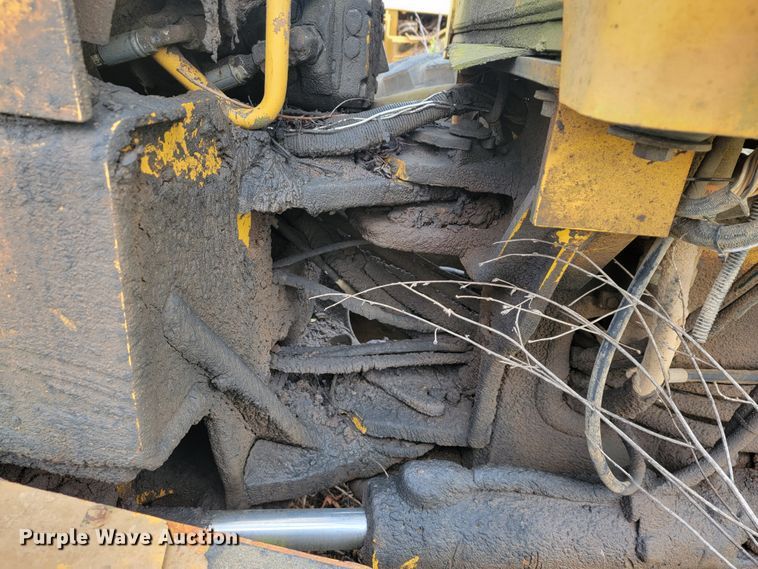 image for item JL9667 1996 John Deere 770BH  motor grader