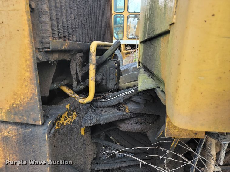 image for item JL9667 1996 John Deere 770BH  motor grader