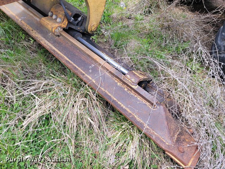 image for item JL9667 1996 John Deere 770BH  motor grader