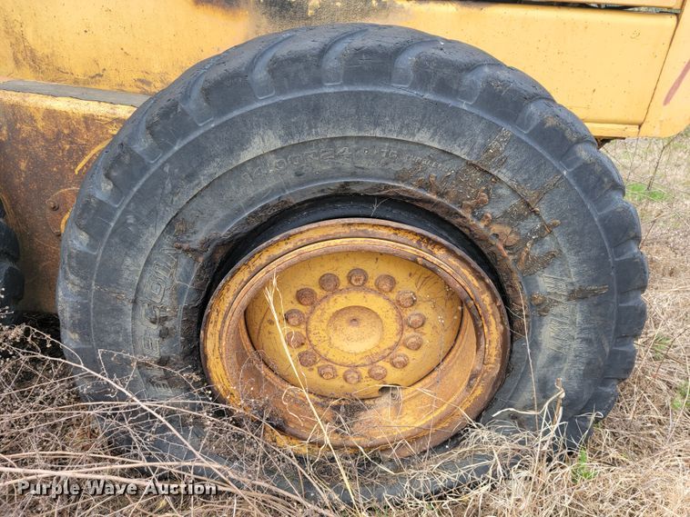 image for item JL9667 1996 John Deere 770BH  motor grader