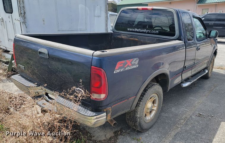 image for item JL9669 2003 Ford F150  SuperCab pickup truck