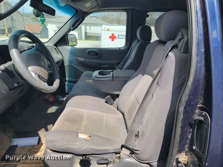 image for item JL9669 2003 Ford F150  SuperCab pickup truck