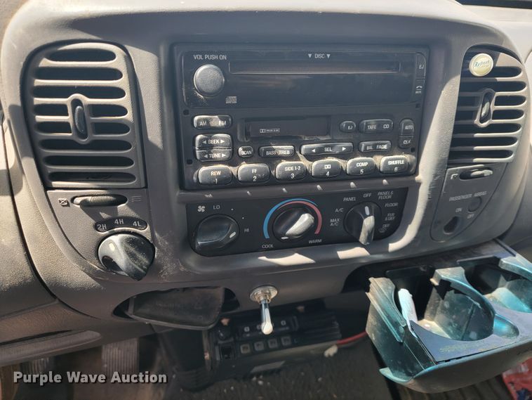 image for item JL9669 2003 Ford F150  SuperCab pickup truck