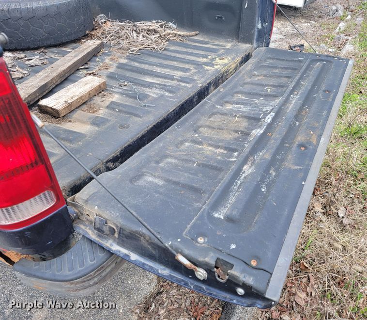 image for item JL9669 2003 Ford F150  SuperCab pickup truck