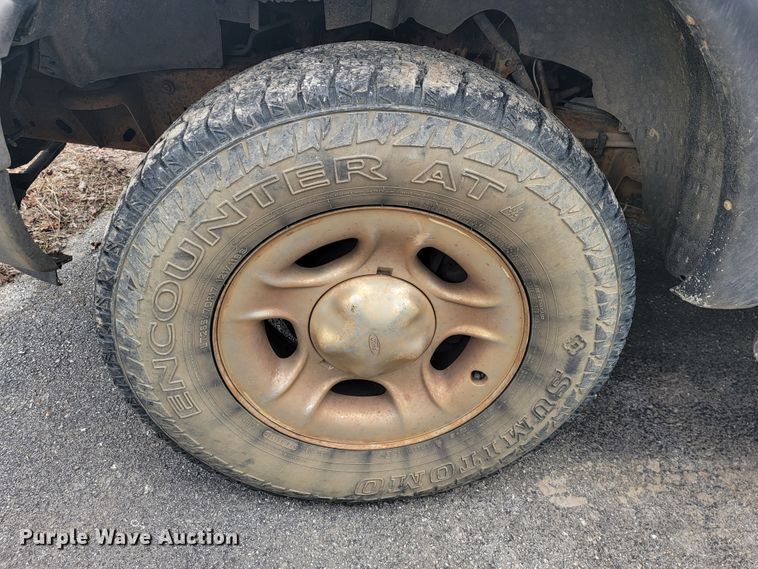 image for item JL9669 2003 Ford F150  SuperCab pickup truck