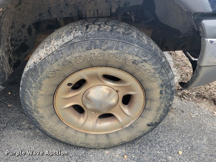 image for item JL9669 2003 Ford F150  SuperCab pickup truck