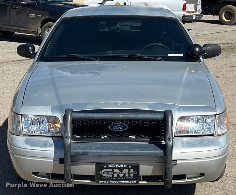 image for item JQ9023 2011 Ford Crown Victoria Police Interceptor