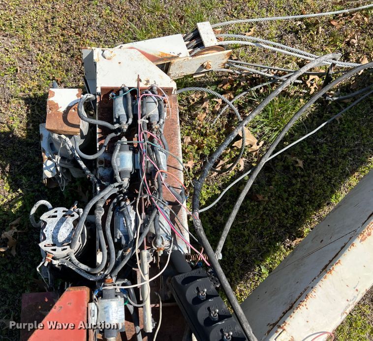 image for item JQ9027 (2) cranes