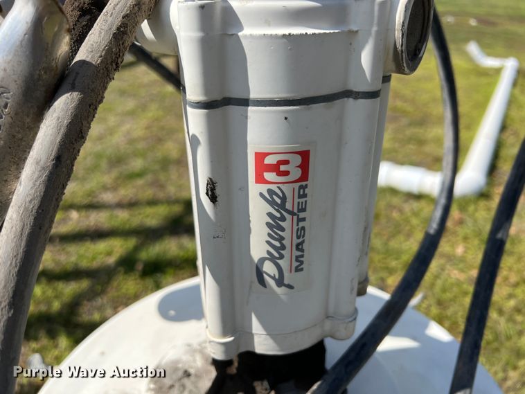 image for item JQ9030 (2) barrel pumps