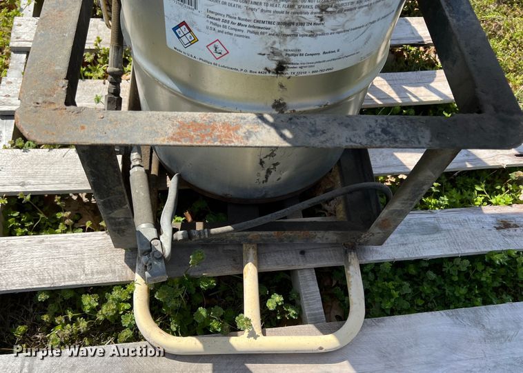 image for item JQ9030 (2) barrel pumps