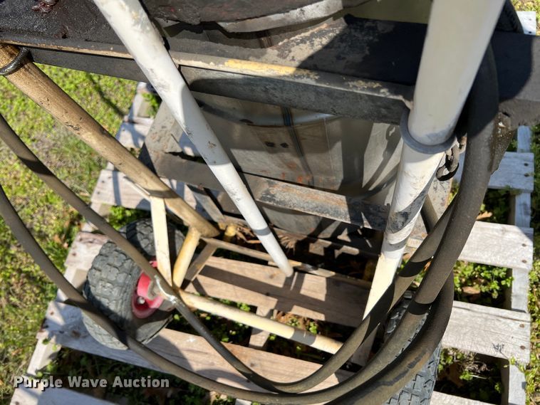 image for item JQ9030 (2) barrel pumps