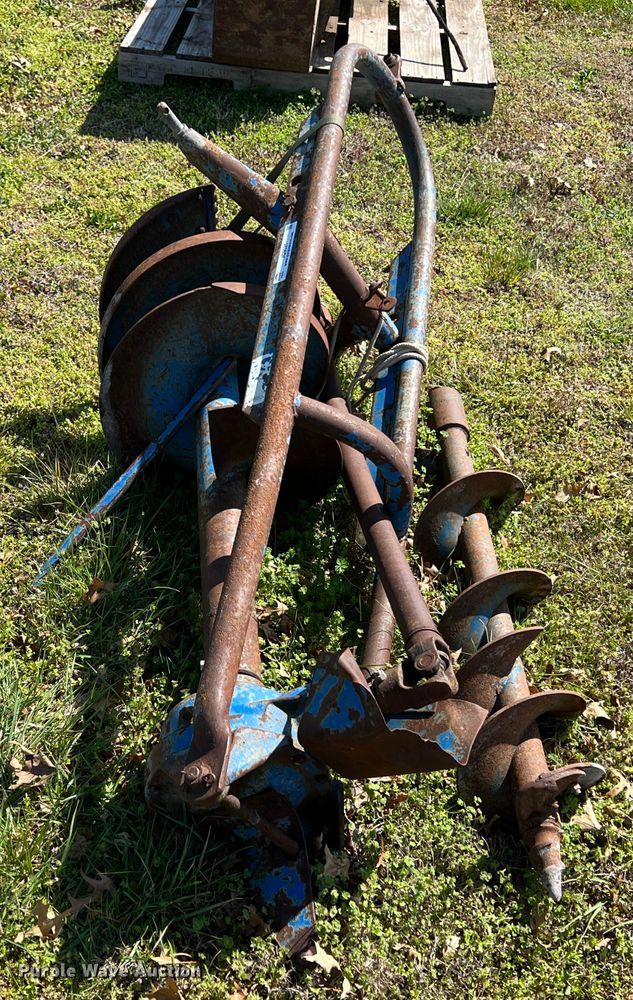 image for item JQ9031 Ford 903  post hole auger