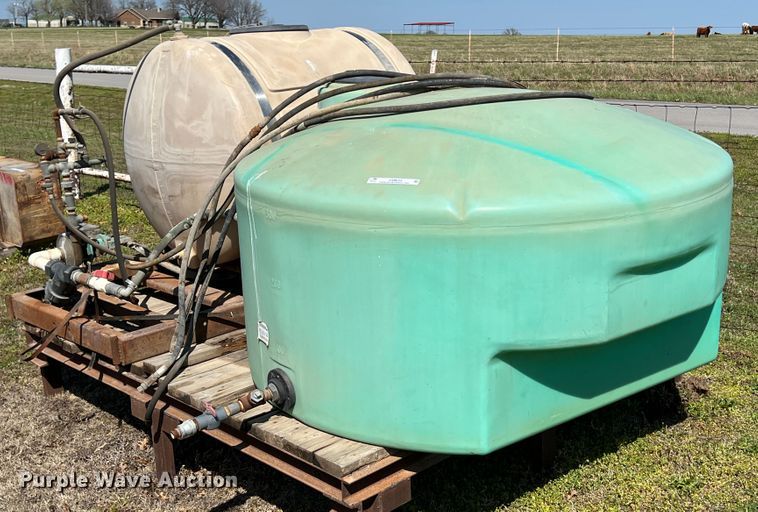 image for item JQ9034 (2) poly tanks