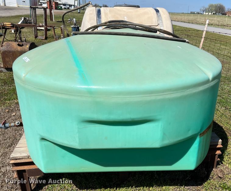 image for item JQ9034 (2) poly tanks